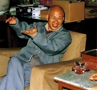 ​林乎加在两年时间里担任三直辖市的领导