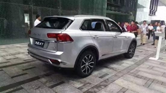 来自大众的慨念车 众泰大迈X7实车图