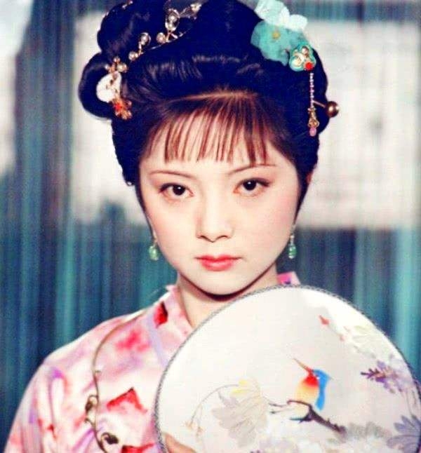 贾探春人物形象分析(探春嫁给藩王过得怎样)