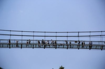 ​清远玻璃桥大调查，到底有多少个玻璃桥，你会为玻璃桥买单吗