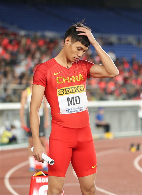 田径——世界接力赛：中国队获男子4X200米接力第六名