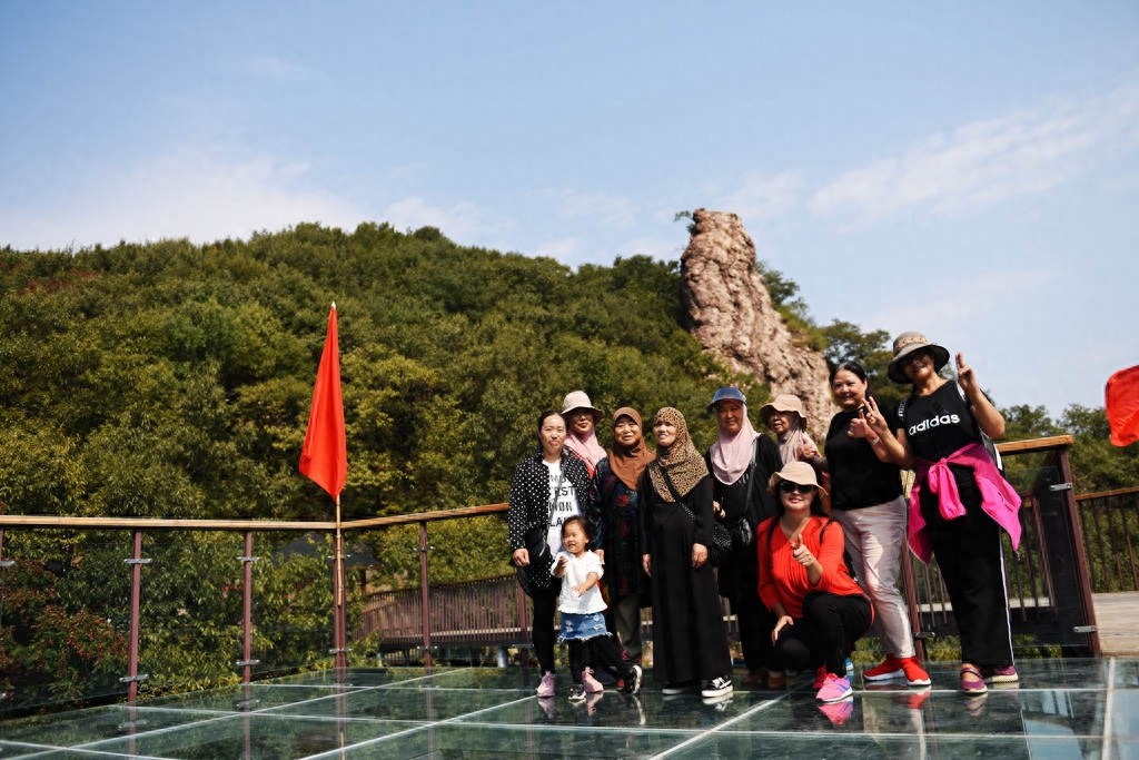 登封山水画廊摘星楼景区游记之二，树顶漫步一个超级炫酷炫的创意