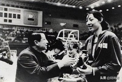 ​兰州军区与八一队及国家队女篮队员，陈月芳