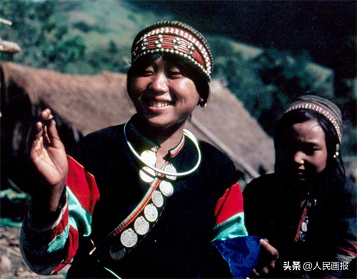 60年前，世世代代过着原始生活的苦聪人直接过上了社会主义生活