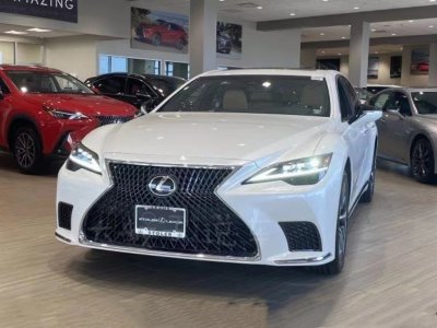 新款雷克萨斯LS500实拍!豪华气质爆表,3.5T+后驱,比7系霸气