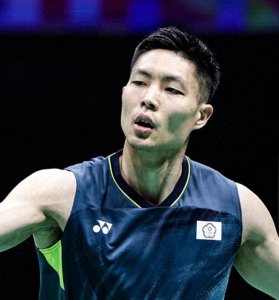 ​山东力克上海 高诗岩累到虚脱 四节7人次上场40分钟 宛如生产队的驴