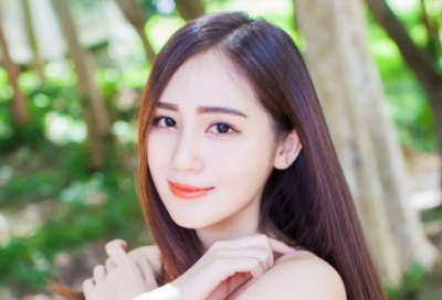 ​浪漫主义诗人拜伦是哪个国家的
