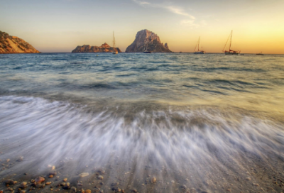 ​大扫帚与小扫帚小学作文