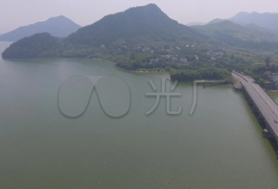 ​小学生活结束了作文