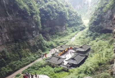 ​英雄救火小学生作文