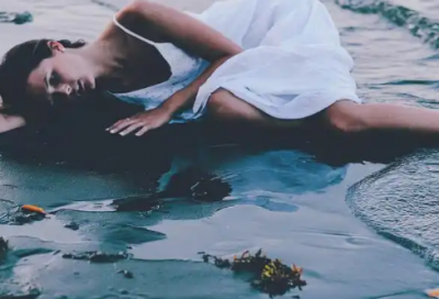 ​女生带柠檬的微信网名