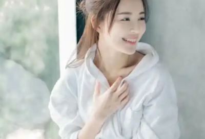 ​帮我起个网名微信女